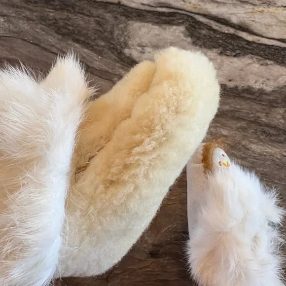 Authentic Handmade Moccasins - Picture 6 of 8